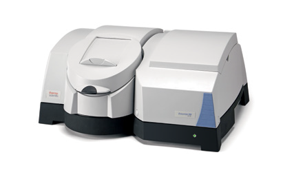 Спектрофотометр 190-1100 нм, двухлучевой, спектральная щель переменная 0,5 нм, 1 нм, 1,5 нм, 2 нм, 4 нм, Evolution 350