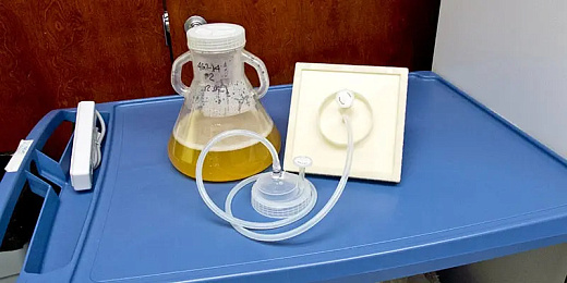 Крышка с портами и трубкой для быстрой фильтрации и асептического переноса клеточных культур из высокопроизводительных колб на 2,8 и 5 л, стерильная, 4 шт./уп., Thomson