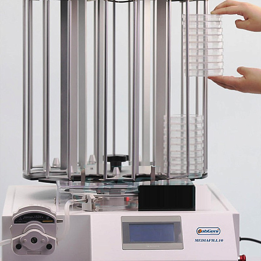 Разливочная станция до 280 чашек Петри 90 и 60 мм (опция), 400 чашек в час, Mediafill10 400, LabGeni, Китай