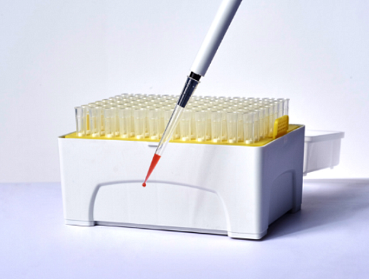 Наконечники до 1000 мкл, универсальные, удлиненные, low retention, с фильтром, прозрачные, Zerotip, 1000 шт./уп., 10000 шт./кор., Jet Biofil, Китай