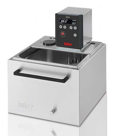 Термостат жидкостный, до +200°С, 15 л, открытая ванна из н/ж стали, внешняя и внутренняя циркуляция, KISS 215B